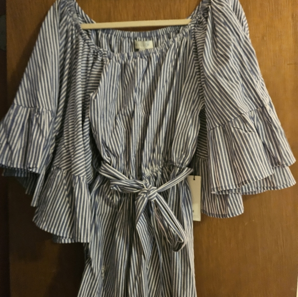 Blue and white stripe off shoulder romper, flowy sleeves - Picture 7 of 7
